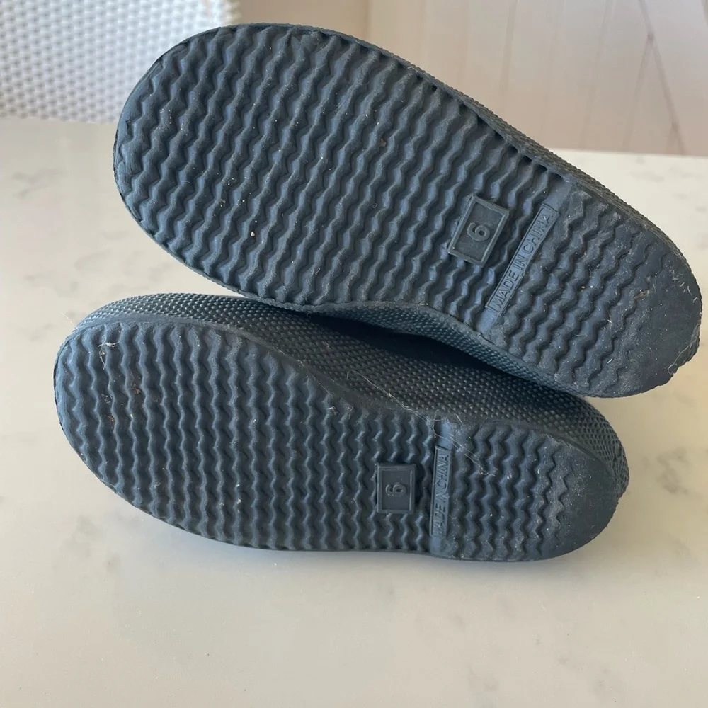 Toddler Navy Hunter Rainboots - Picture 4 of 4